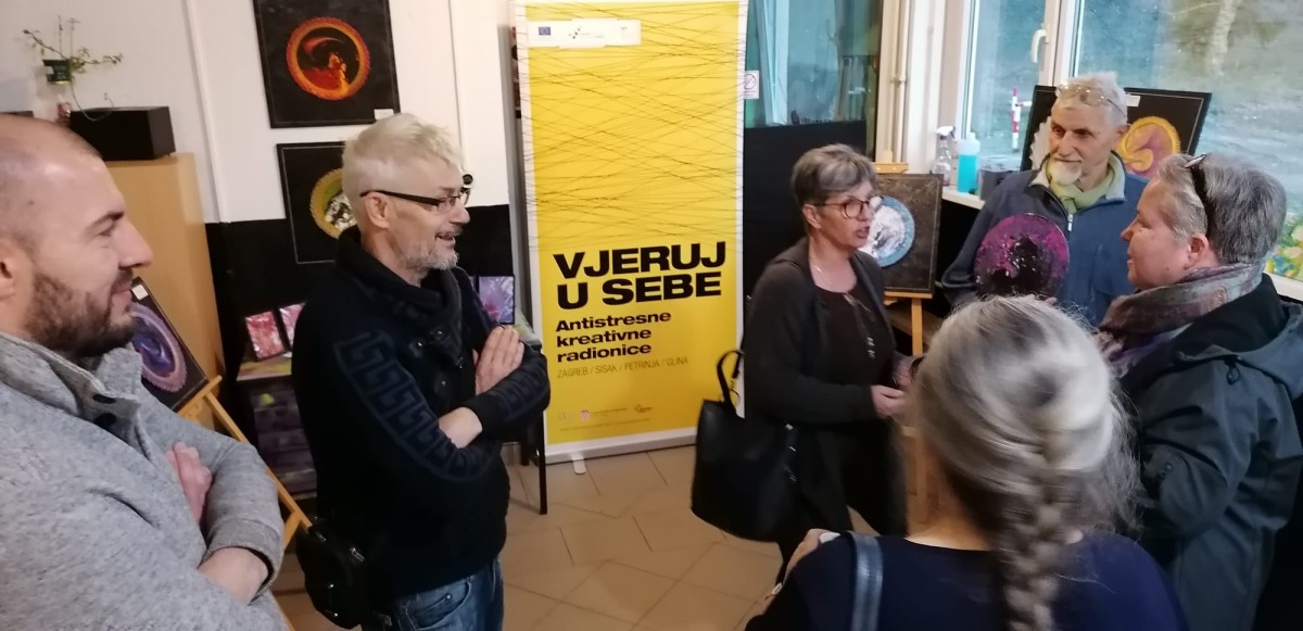 OTVORENA JE IZLOŽBA RADOVA POLAZNIKA ANTISTRESNIH KREATIVNIH RADIONICA "VJERUJ U SEBE" U SISKU !